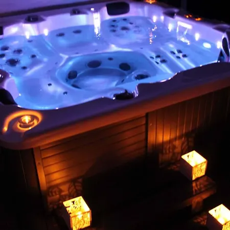 La Pause Roseeenne Bed & Breakfast