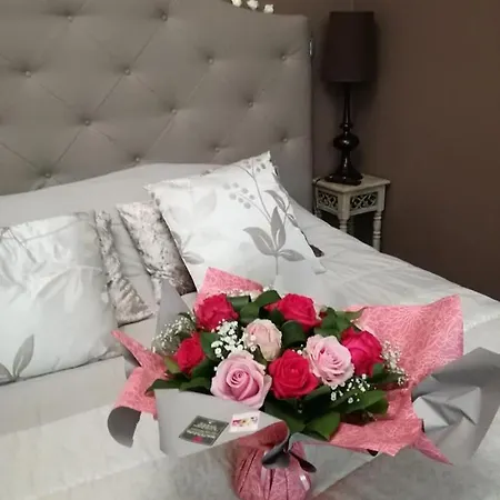 La Pause Roseeenne Bed & Breakfast Rousies