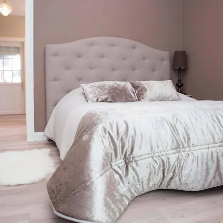 Bed & Breakfast La Pause Roseeenne Rousies