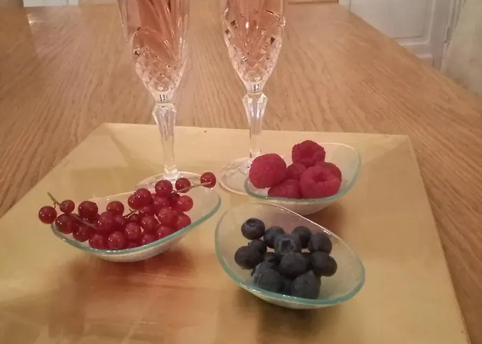 Couette-café La Pause Roséeenne 4*