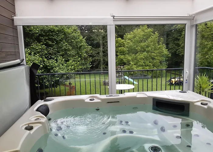 La Pause Roséeenne Couette-café 4*